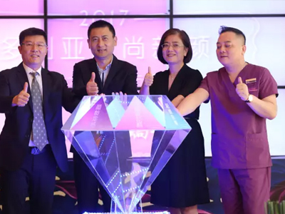 ���ݾS����������c��g��